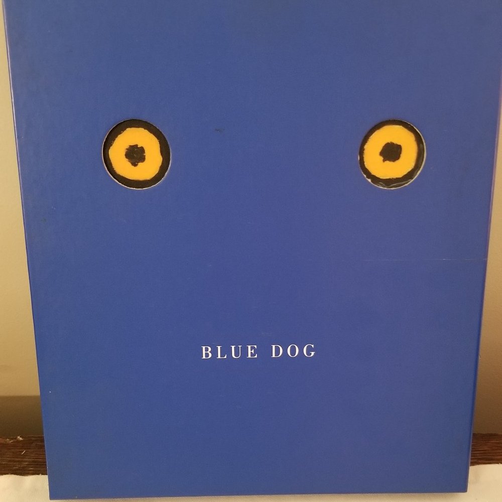 Blue Dog - Collector Edition Hard Cover